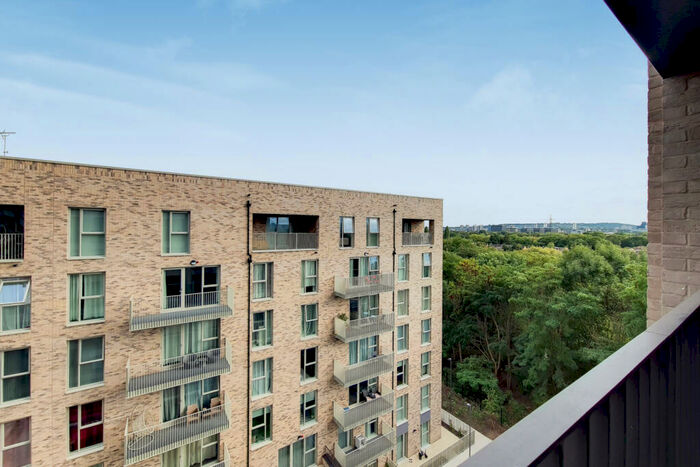 1 Bedroom Apartment To Rent In Mahindra Way, London, E6