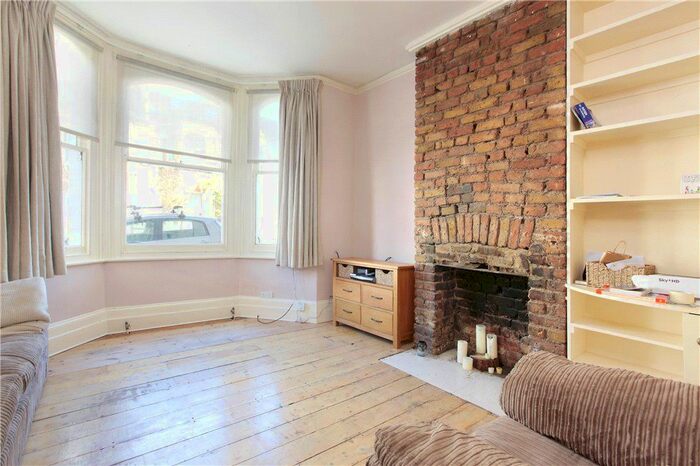 1 Bedroom Flat To Rent In Harbut Road, Battersea, London, SW11
