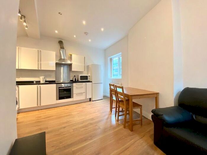 2 Bedroom Flat To Rent In Bank Street, Sheffield, S1