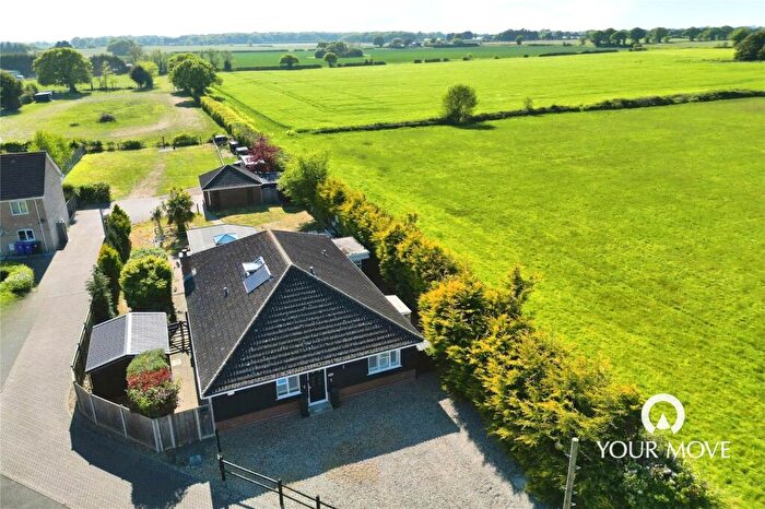 4 Bedroom Bungalow For Sale In Secrets Close, Carlton Colville, Lowestoft, Suffolk, NR33