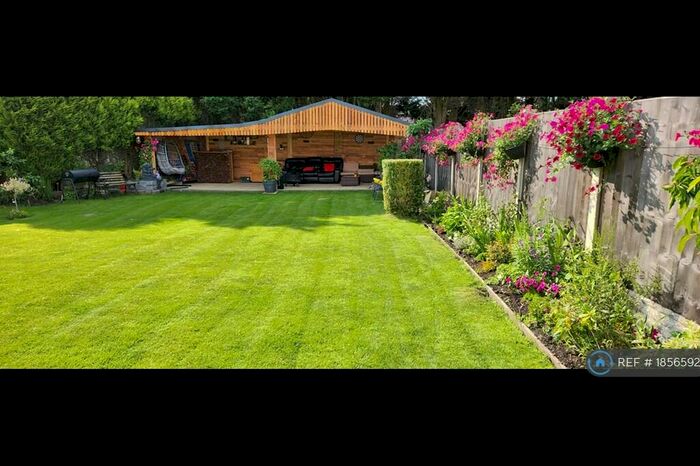 4 Bedroom Detached House To Rent In Spinning Avenue, Blackburn, BB1