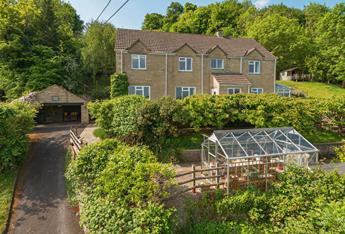 4 Bedroom Detached House For Sale In Rodborough Lane, Stroud, Gloucestershire, GL5