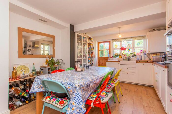 3 Bedroom Terraced House For Sale In Park Lane, Preston, CT3