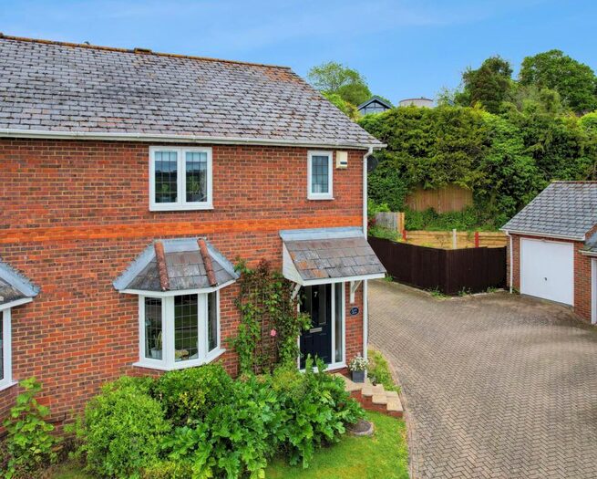 3 Bedroom Semi-Detached House For Sale In Woodbank, Loosley Row, HP27