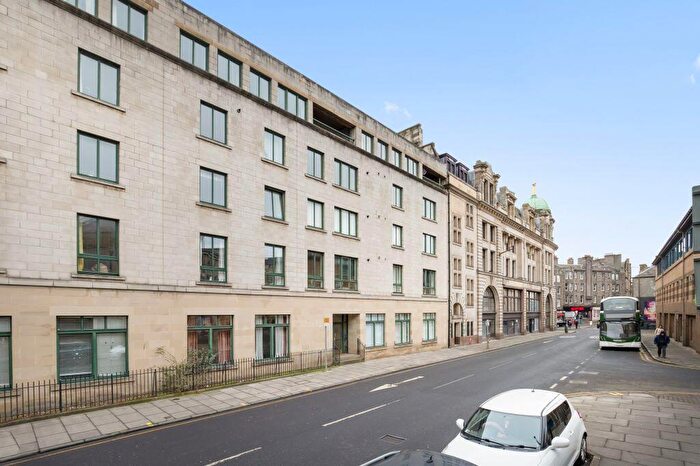 2 Bedroom Flat For Sale In (flat ), East Fountainbridge, Tollcross, Edinburgh, EH3