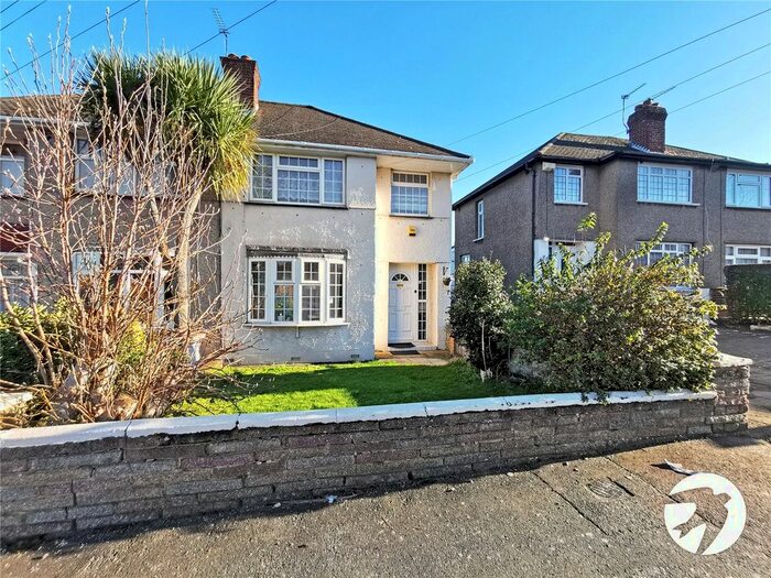 3 Bedroom Semi-Detached House To Rent In Edison Road, Welling, Kent, DA16