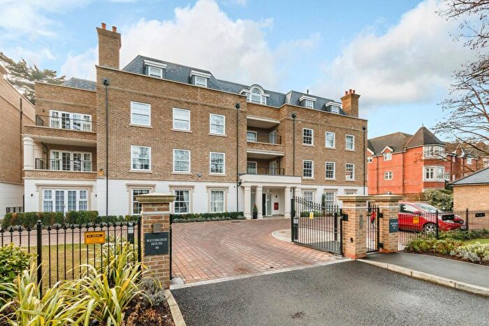 3 Bedroom Flat To Rent In Weybridge House, Queens Road, Weybridge, KT13