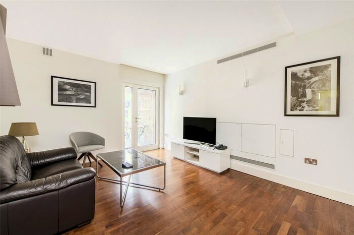 2 Bedroom Flat To Rent In Weymouth Street, Marylebone, London, W1W