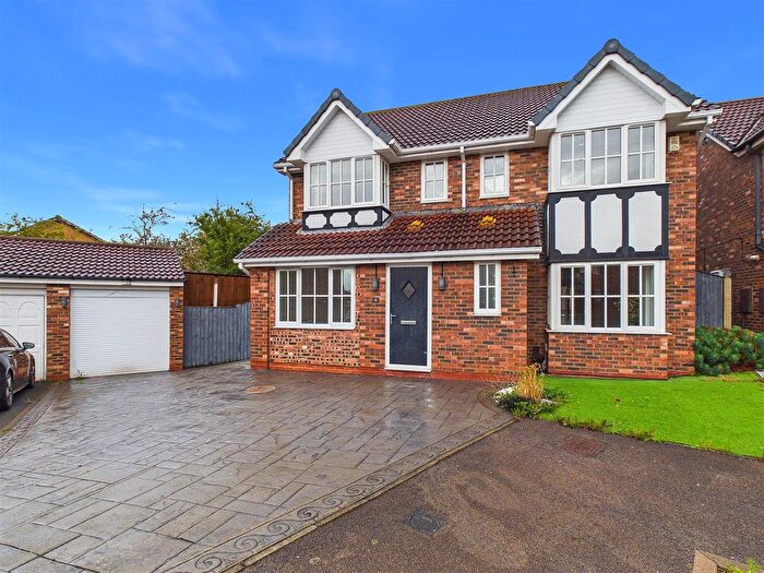 4 Bedroom Detached House To Rent In Neath Court, Ingleby Barwick, TS17