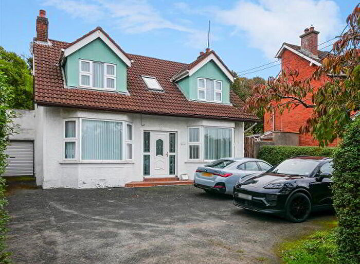 3 Bedroom Detached House For Sale In Saintfield Road, Belfast, BT8