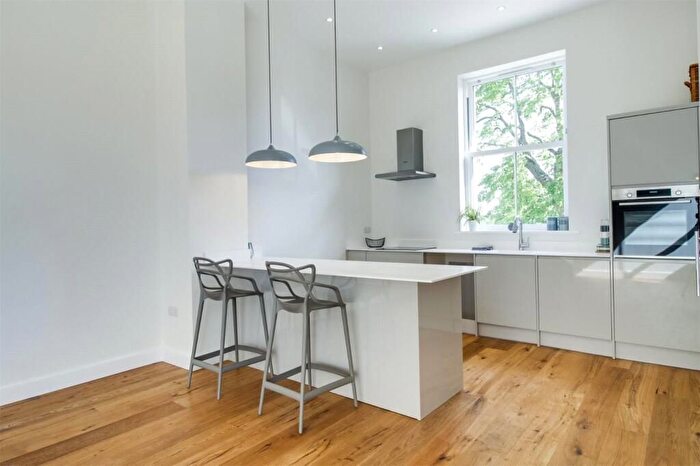 1 Bedroom Flat To Rent In Kerry Road, London, SE14