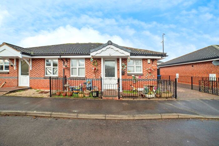 2 Bedroom Bungalow For Sale In Coppywood Close, Teversal, Sutton-in-Ashfield, Nottinghamshire, NG17