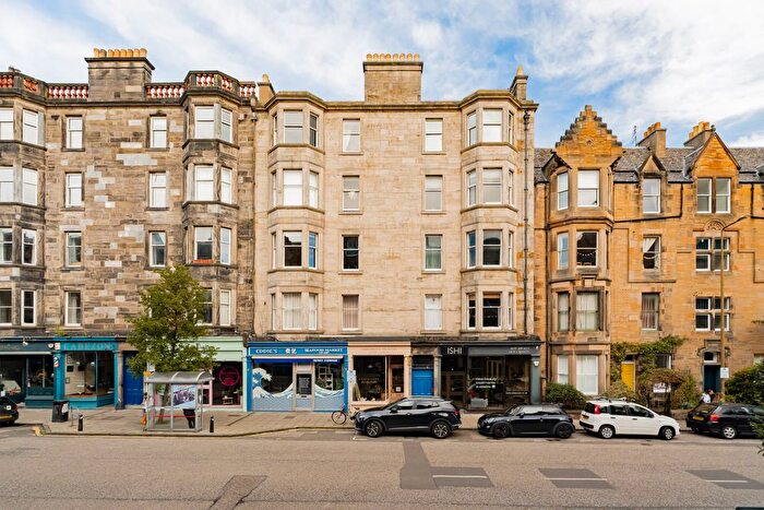 2 Bedroom Flat For Sale In / Roseneath Street, Edinburgh, EH9