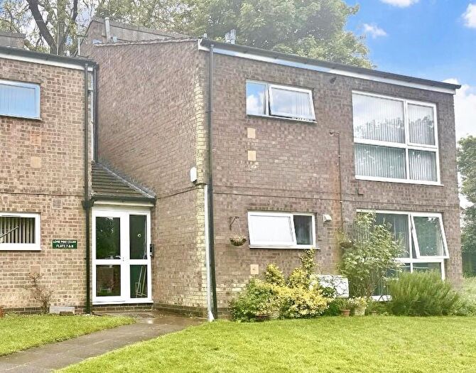 2 Bedroom Apartment For Sale In Lone Pine Court, Brixworth, Northamptonshire, NN6