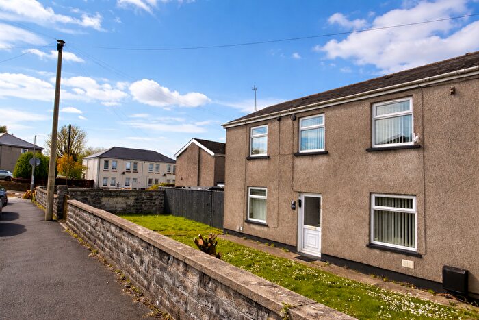 3 Bedroom Semi Detached House For Sale In Crescent Road, Bridgend, CF32