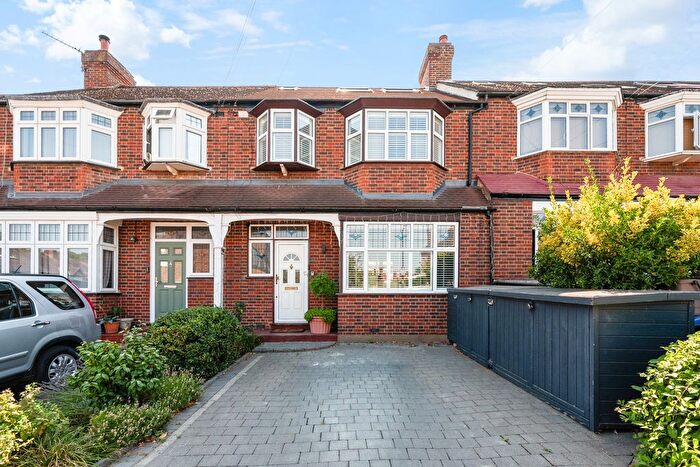 4 Bedroom Terraced House For Sale In Greenwood Close, Morden, SM4