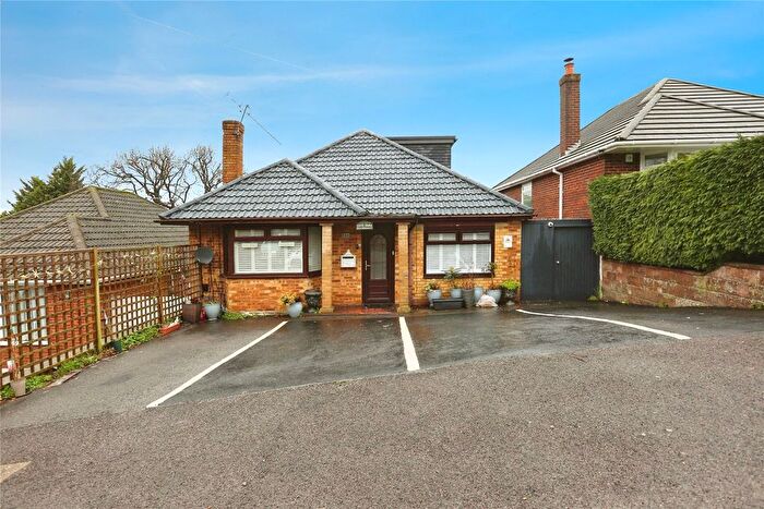 4 Bedroom Detached House For Sale In Exeter Close, Southampton, Hampshire, SO18