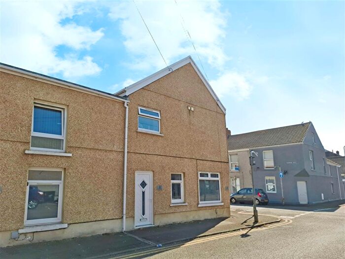 1 Bedroom Apartment To Rent In Richardson Street, Swansea, SA1