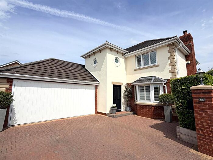 4 Bedroom Detached House For Sale In Bryning Lane, Wrea Green, PR4