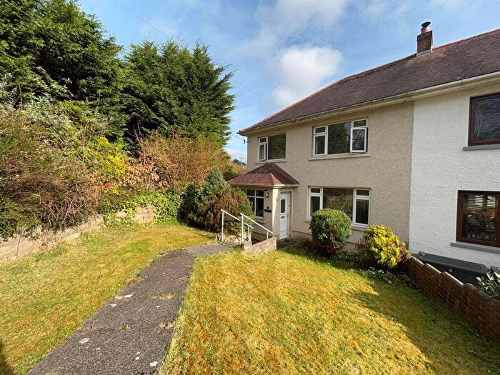 3 Bedroom Semi-Detached House For Sale In St. Margarets Drive, Llanelli, SA15