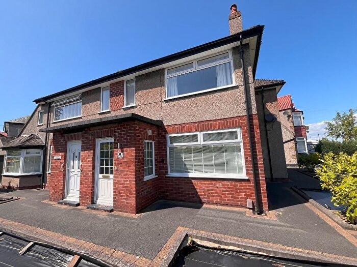2 Bedroom Flat For Sale In Happy Mount Drive, Bare, Morecambe, LA4