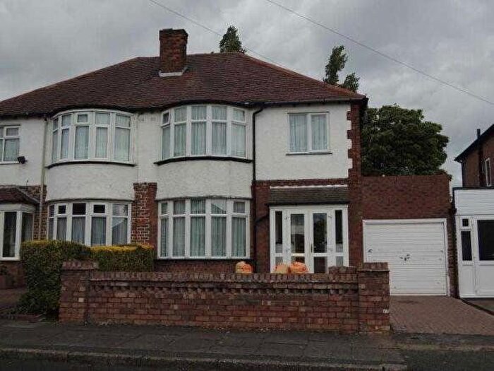 3 Bedroom Semi Detached House To Rent In Elizabeth Road, Sutton Coldfield, West Midlands, B73