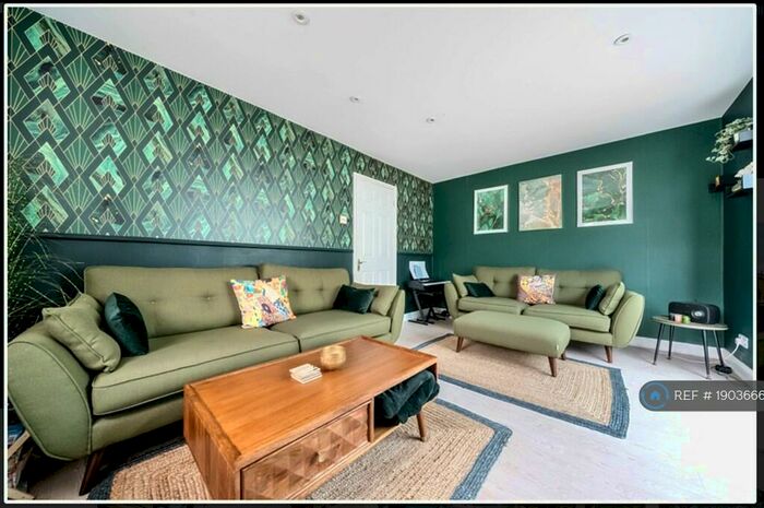 3 Bedroom Semi-Detached House To Rent In Vesta Close, Coggeshall, Colchester, CO6