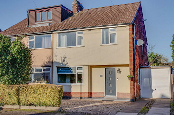 3 Bedroom Semi-Detached House For Sale In Wardens Walk, Leicester Forest East, LE3