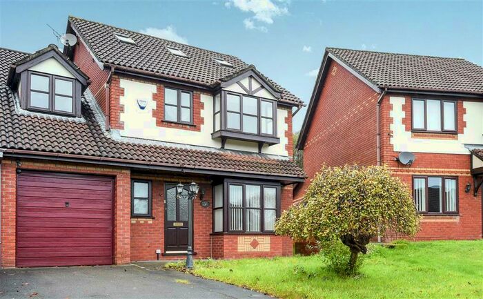 4 Bedroom House To Rent In Wellfield, Beddau, Pontypridd, CF38