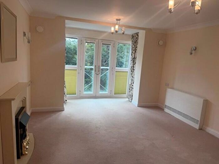 2 Bedroom Flat For Sale In Queen Anne Court, Bristol Road, Quedgeley, Gloucester, GL2