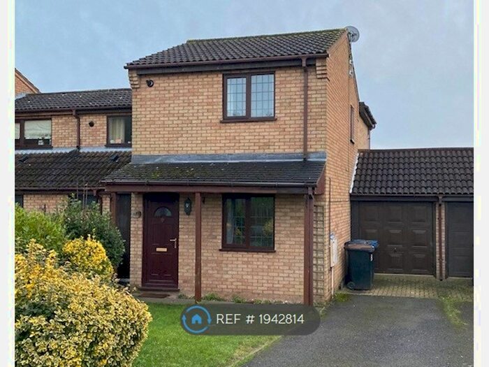 3 Bedroom Semi-Detached House To Rent In Heath Road, Market Bosworth, CV13