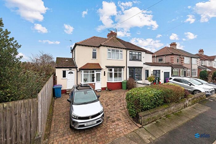 3 Bedroom Semi-Detached House For Sale In Ridgetor Road, Woolton, L25