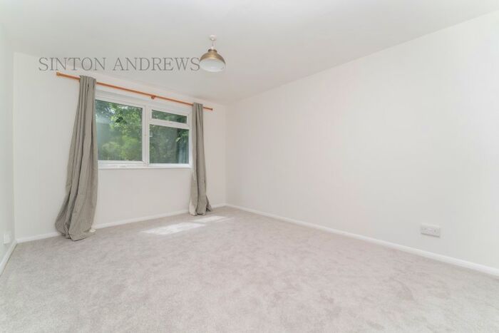 1 Bedroom Flat To Rent In Azalea Close, Hanwell, W7