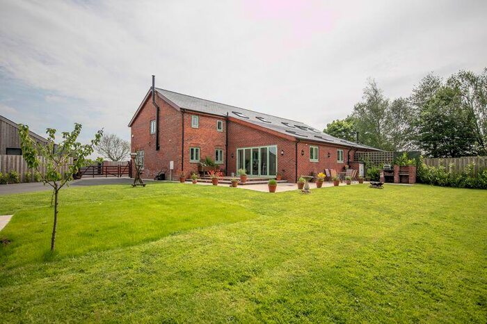 4 Bedroom Barn Conversion For Sale In Pool Barn, Skitham Lane, Pilling, Lancs, PR3