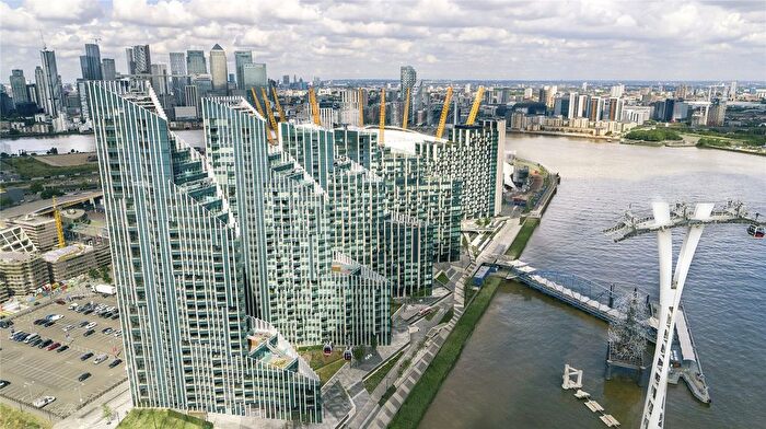 3 Bedroom Flat For Sale In Greenwich Peninsula, Peninsula Riverfront, London, SE10