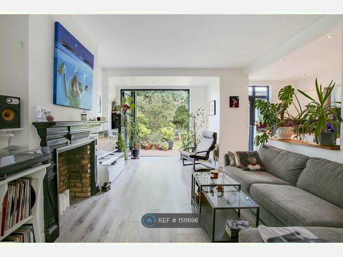 1 Bedroom Flat To Rent In Ground Floor, London, W7