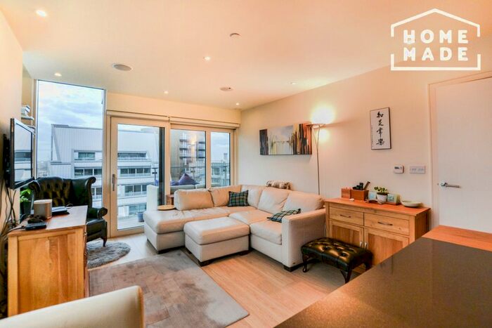 2 Bedroom Flat To Rent In Witham House, , Enterprise Way, SW18