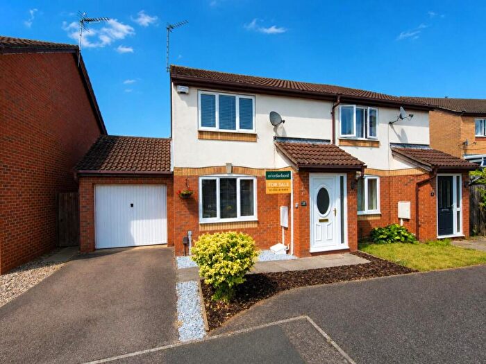 2 Bedroom Semi Detached House For Sale In Spencer Close, Earls Barton, Northamptonshire, NN6