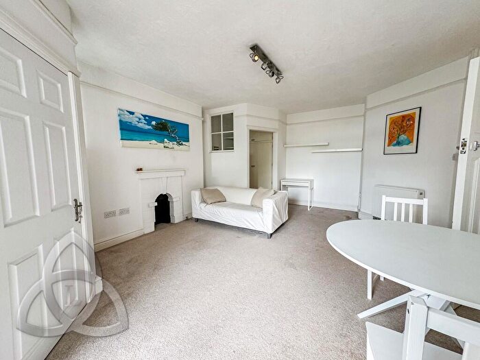 1 Bedroom Apartment To Rent In Grove End Road, NW8