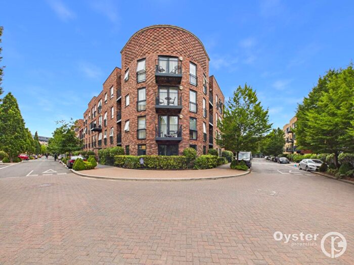 1 Bedroom Flat For Sale In Letchworth Road, Stanmore, HA7