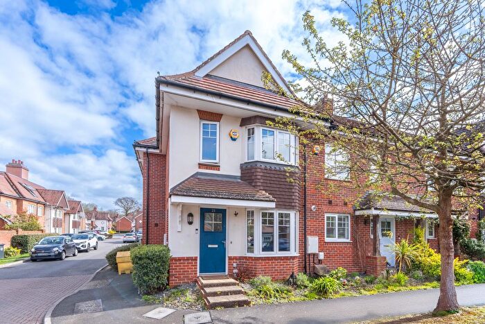 3 Bedroom End Terrace House To Rent In Hengest Avenue, Esher, KT10