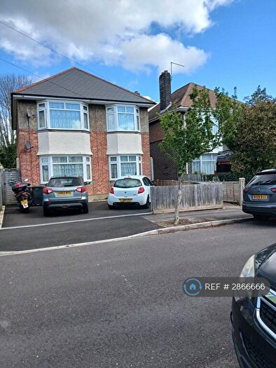 2 Bedroom Flat To Rent In Boscombe East, Bournemouth, BH6