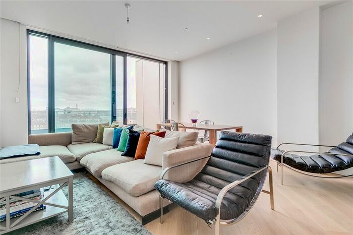 2 Bedroom Flat To Rent In Wood Crescent, Televison Centre, White City, London, W12