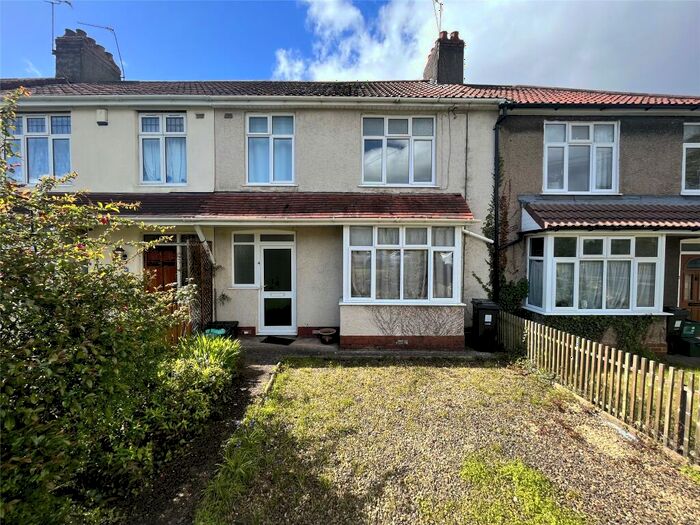 3 Bedroom Terraced House To Rent In Lincombe Road, Downend, Bristol, BS16