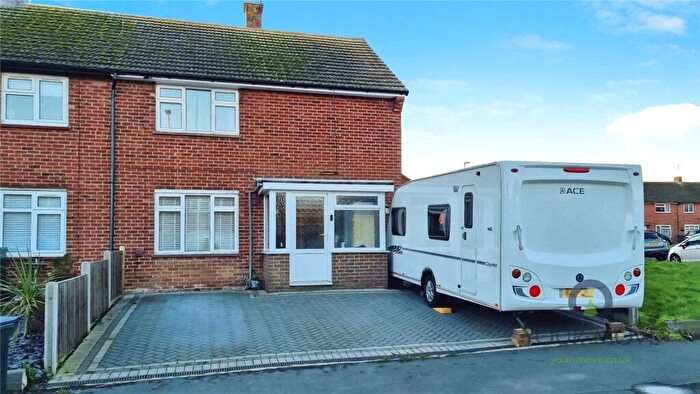 4 Bedroom End Of Terrace House For Sale In Etchingham Road, Eastbourne, East Sussex, BN23
