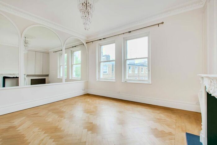 1 Bedroom Flat To Rent In Addison Road, Holland Park, London, W14