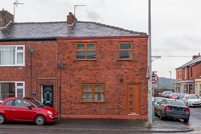3 Bedroom End Of Terrace House For Sale In Victoria Road, Walton-Le-Dale, Preston, PR5