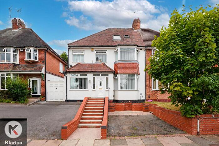 5 Bedroom Semi-Detached House For Sale In Colebourne Road, Birmingham, B13