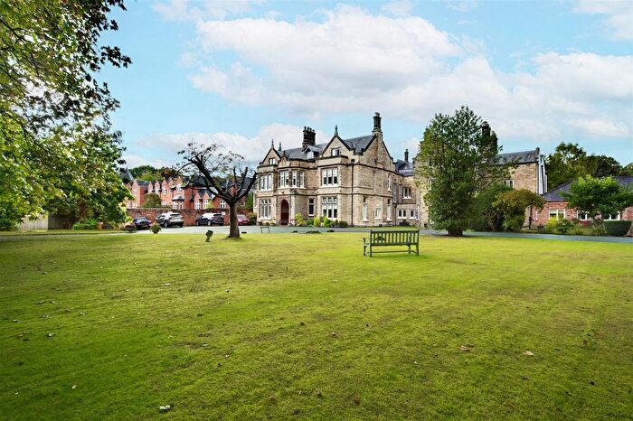 2 Bedroom Flat For Sale In Barclay Hall, Hall Lane, Mobberley, WA16