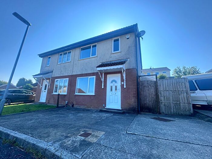 3 Bedroom Semi-Detached House To Rent In St. Nicholas Close, Swansea, SA5